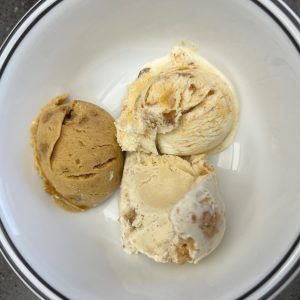 TASTE IT TUESDAY: THANKSGIVING ICE CREAM