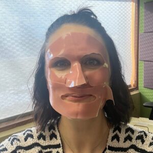 HAPPY GALENTINES DAY!